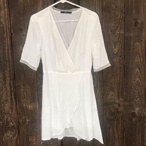 Zaful White Lace & Patterned Dress Size Small